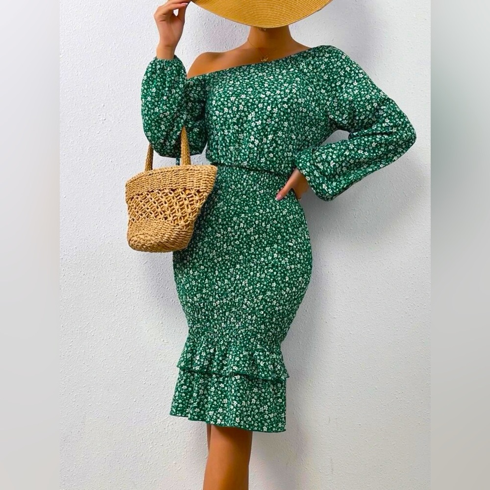 NWT (L 8/10) SHEIN Floral Asymmetrical Neck Lantern Sleeve Layered Hem Dress